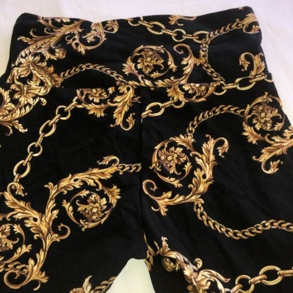 INC Women's Status Chain-Print Bike Shorts - Picture 6 of 7